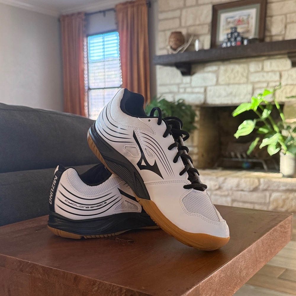 Mizuno Women’s Cyclone Speed 3 Volleyball Shoes